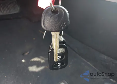 2017 Hyundai Elantra Se from USA, damaged, VIN 5NPD74LF7HH195372